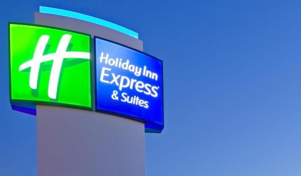 Holiday Inn Express & Suites Брентвуд Экстерьер фото